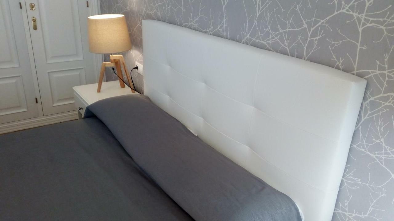 Malaga Urban Suite Exterior photo